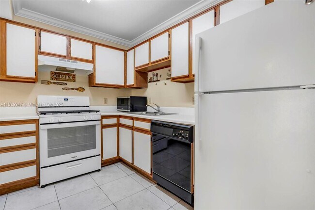 Building Photo - 15290 SW 106th Ln