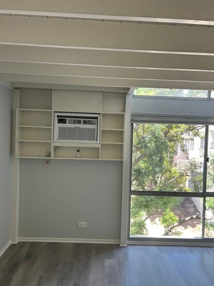 New AC/Heating unit - 1440 Veteran Ave