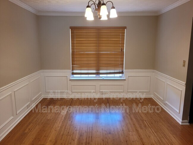 Building Photo - 1115 Crabapple Lk Cir