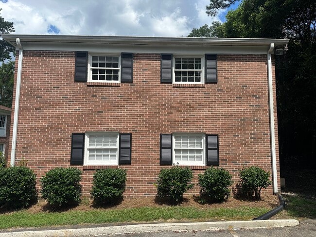 Building Photo - 341-343 Corbin Ave