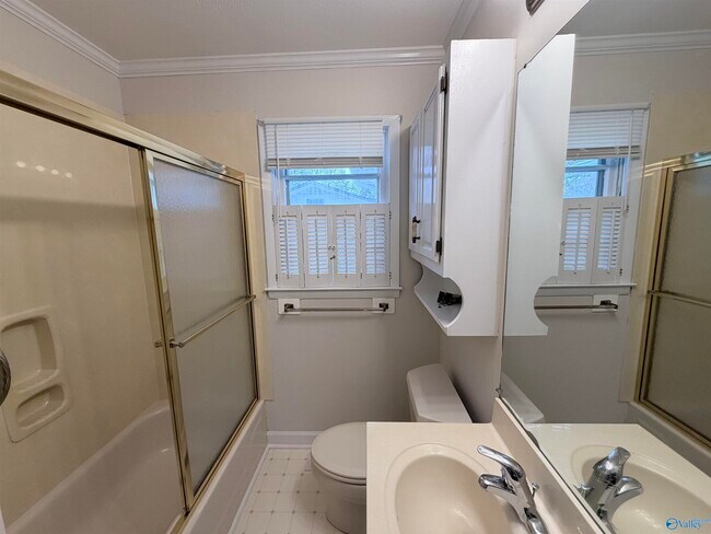 Building Photo - 4207 Concord Rd NW