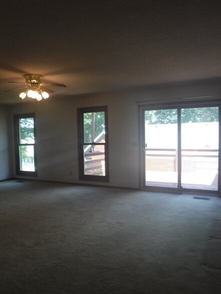 Building Photo - 3903 Williamsbrook Dr