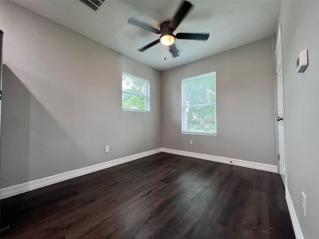 Building Photo - 207 Avenue A