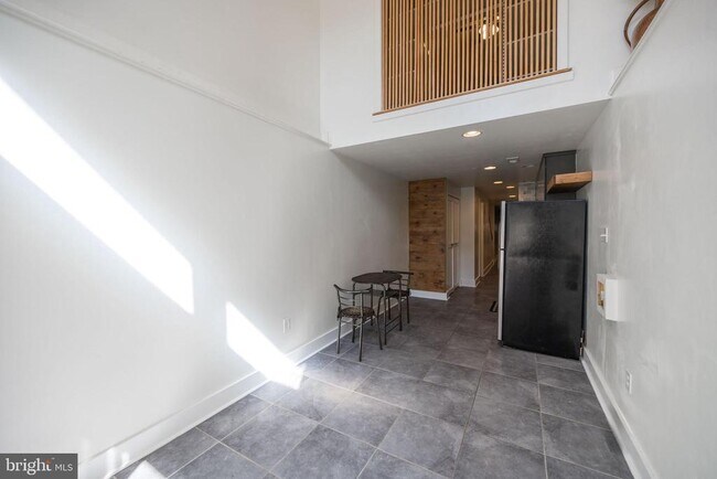 Building Photo - 1814 Christian St