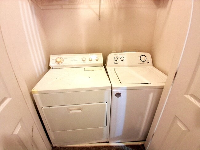 Building Photo - 504 N Seven Peaks Blvd