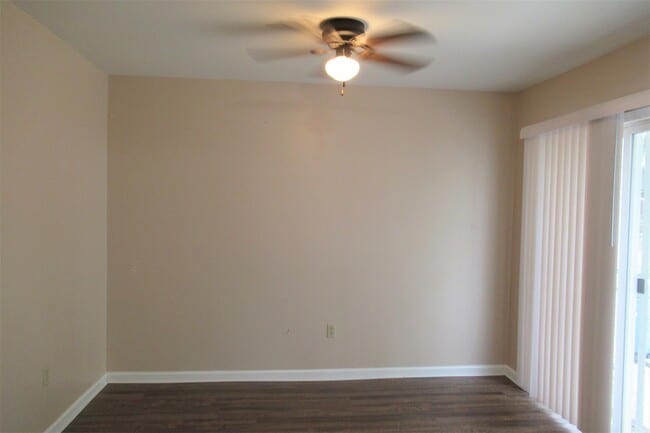 Building Photo - 308 Beau St