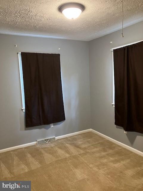 Building Photo - 22416 Greenview Ct