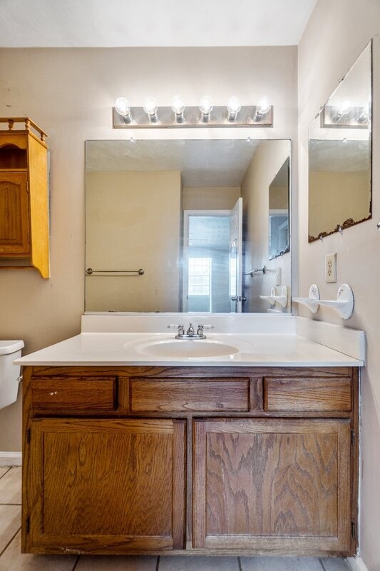 Building Photo - 1864 Abbotsbury Way