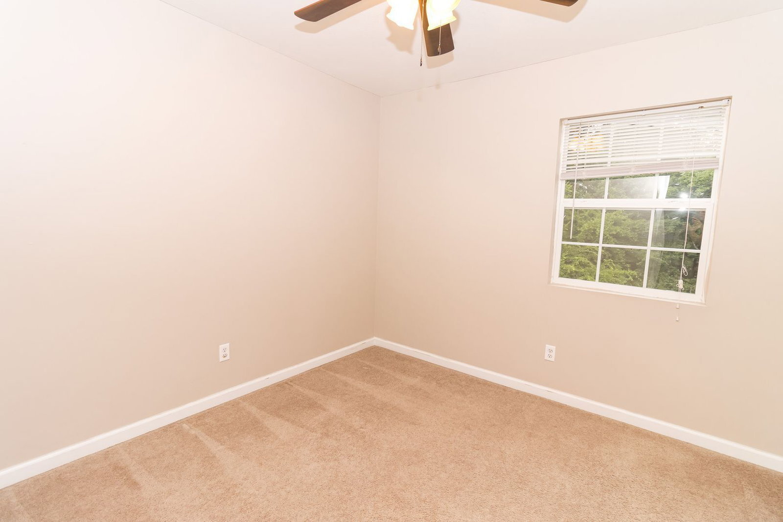 Building Photo - 9134 Westminister Cir Dr