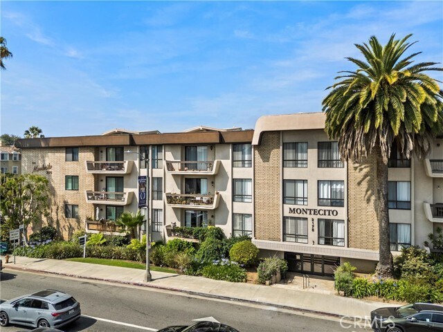 Building Photo - 2175 S Beverly Glen Blvd
