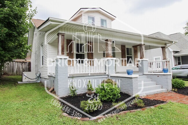 Building Photo - 427 E Caldwell Ave