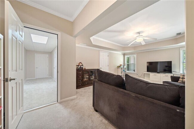 Building Photo - 12510 Preserve Ln
