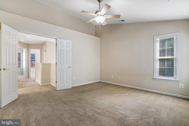 Building Photo - 9662 Potters Hill Cir