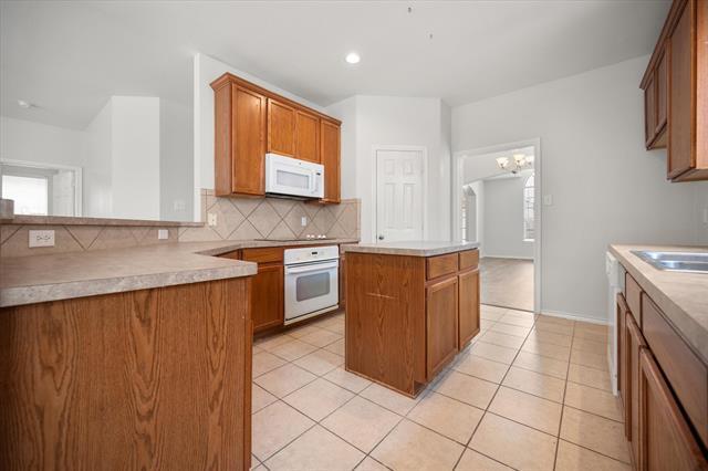 Building Photo - 4208 Glen Garden Dr