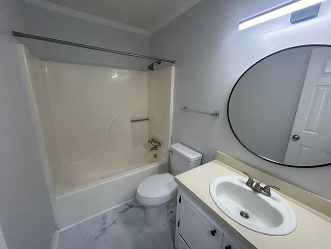 Building Photo - 207 Coronado Rd