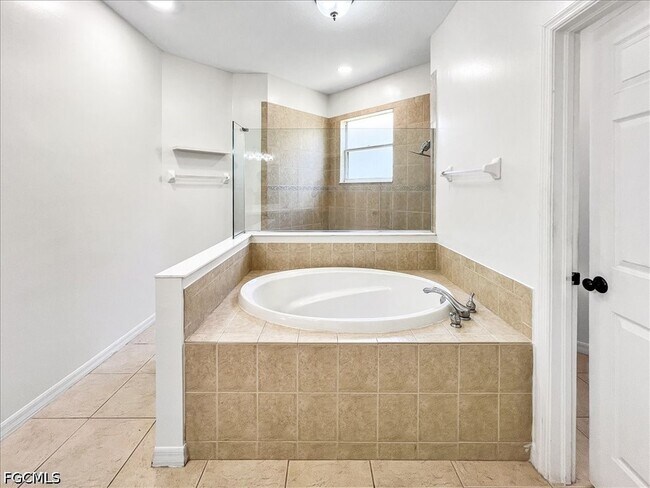 Building Photo - 9717 Blue Stone Cir