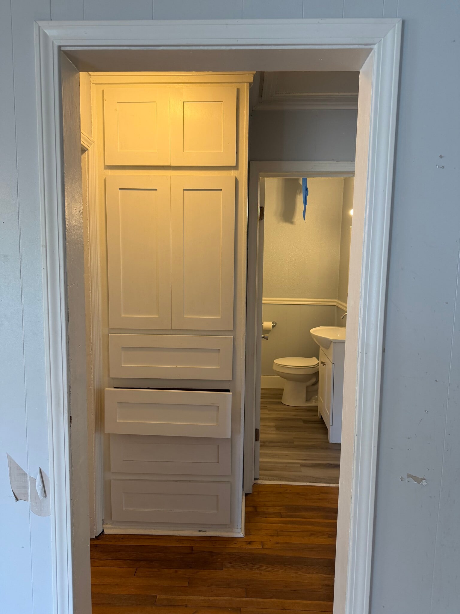 Bathroom - 2114 Hayes St