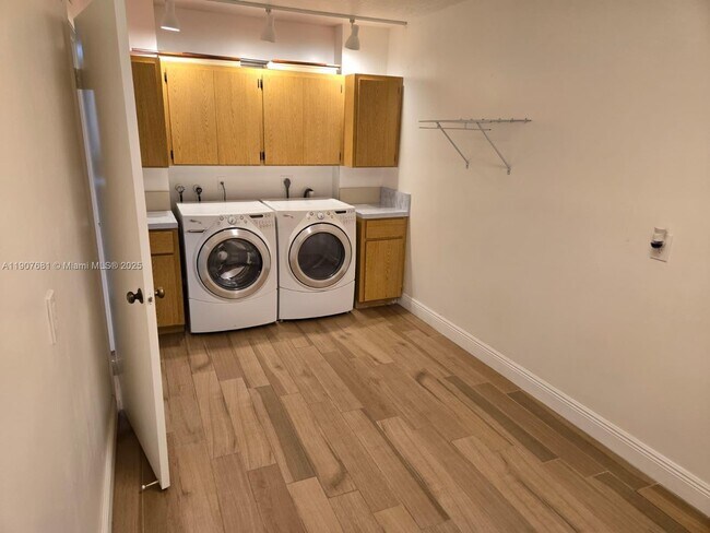 Building Photo - 2701 Village Blvd