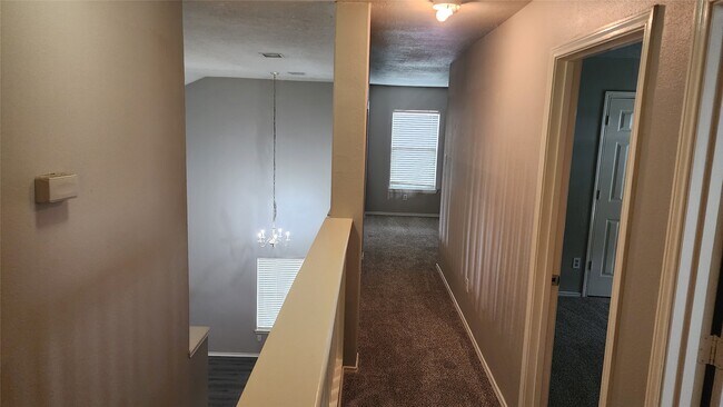 Building Photo - 20218 Mammoth Falls Dr