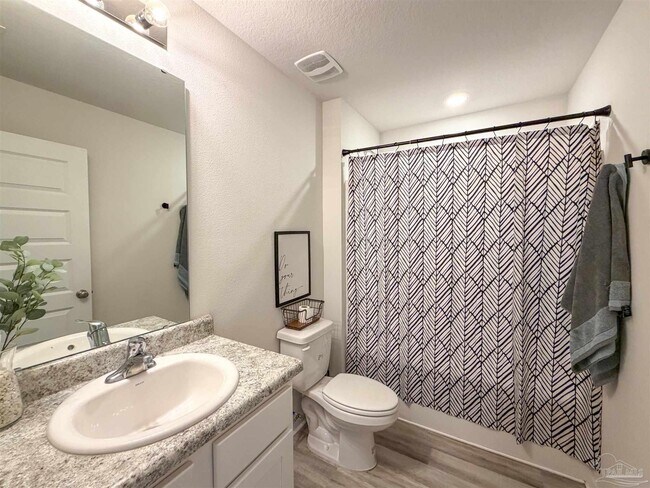 Building Photo - 4382 Redbay Ct