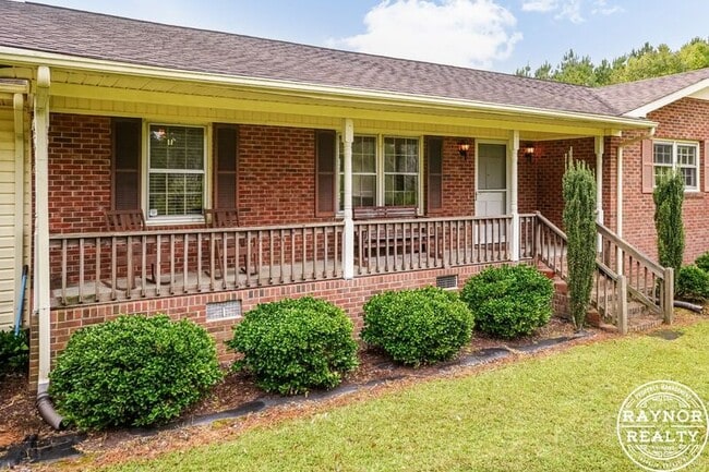 Building Photo - 2198 NC-561