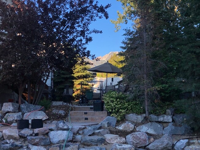 Building Photo - 926 Ibis Way