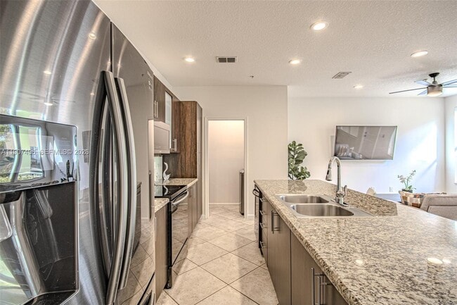 Building Photo - 1430 NW 48th Dr