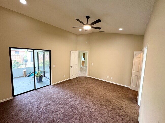 Building Photo - Charming 3-Bedroom Home in the Sought-Afte...