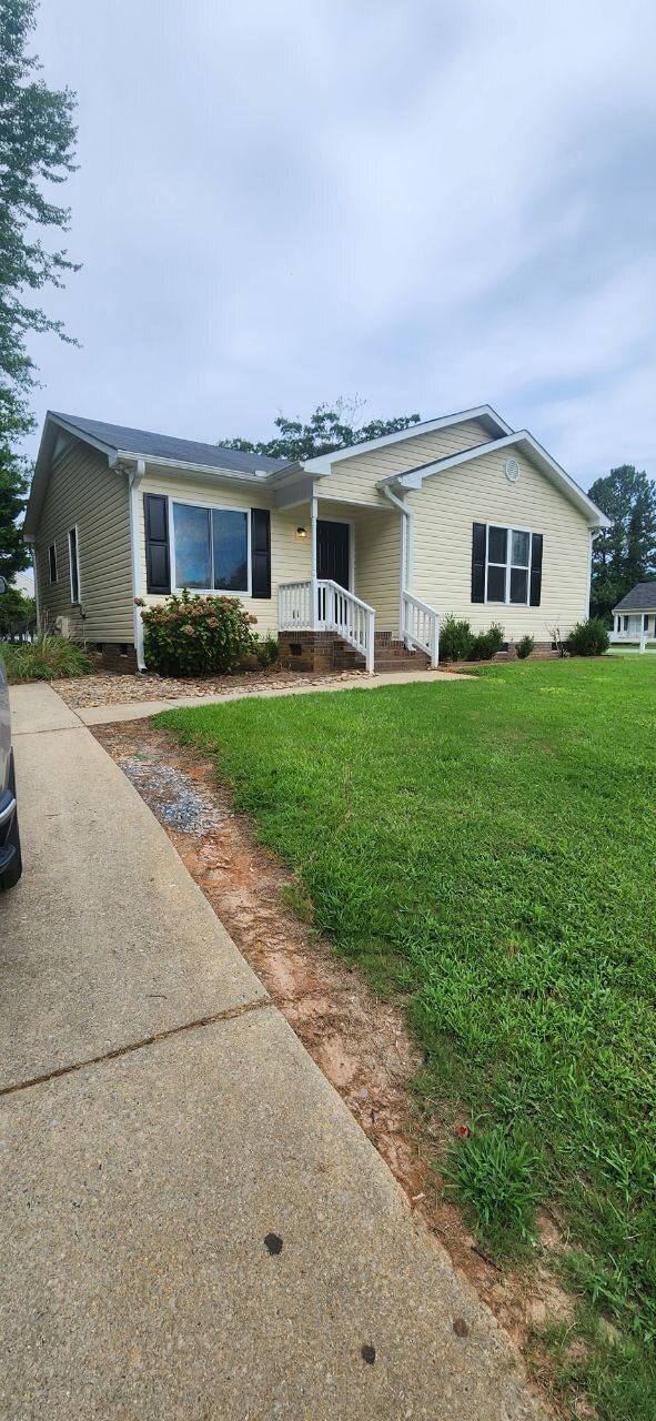 Primary Photo - 125 Grange Dr