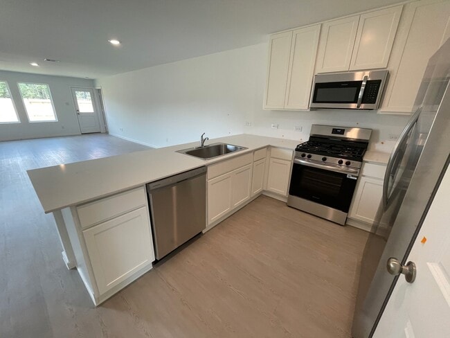 Building Photo - 1627 Winwood Dr