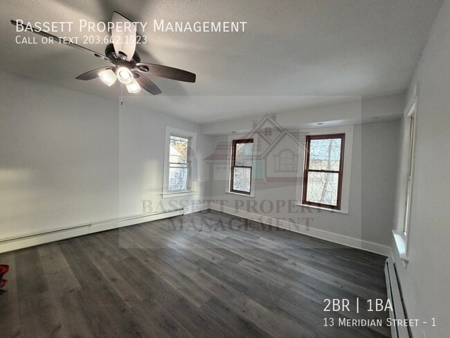 Building Photo - 13 Meridian St