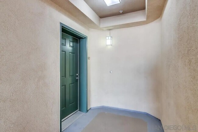 Building Photo - 330 J St