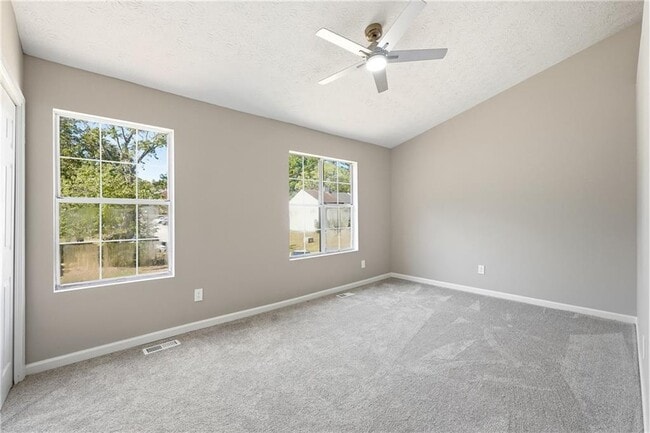 Building Photo - 5651 Wells Cir