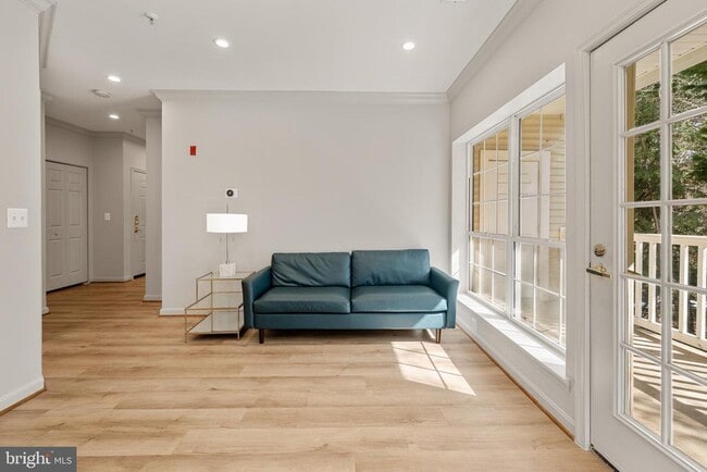 Building Photo - 4560 Strutfield Ln