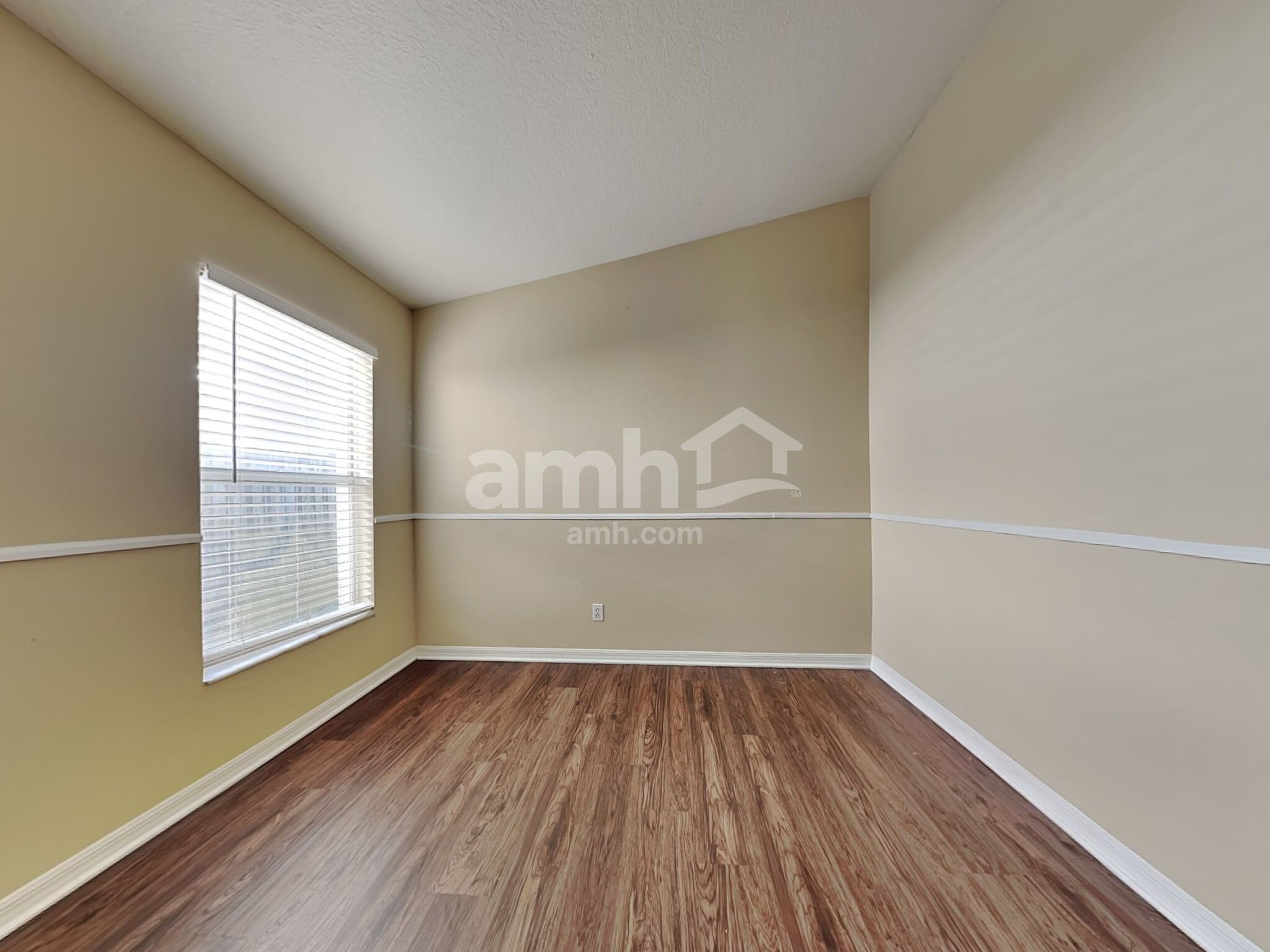 Building Photo - 18131 Birdwater Dr