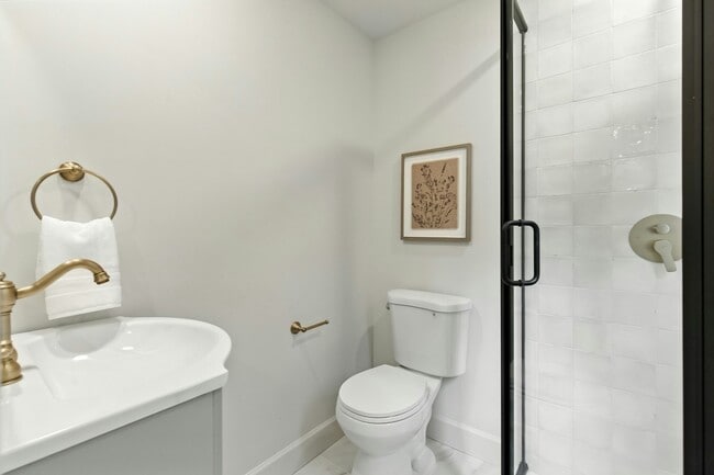 Building Photo - 5020 Golden Gate Ave