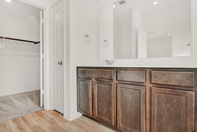 Building Photo - 18411 Cobalt Cove Ln