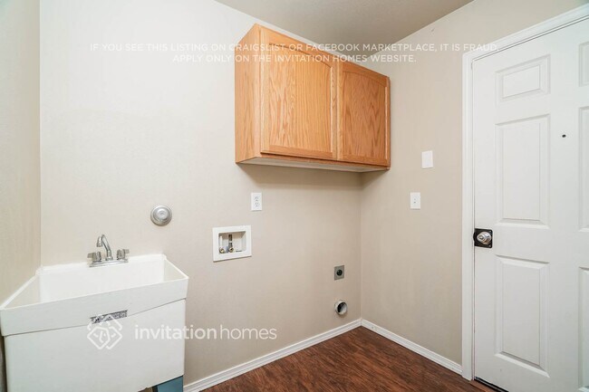 Building Photo - 8602 126 St Ct E