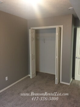 Building Photo - Spacious Townhouse coming available next month