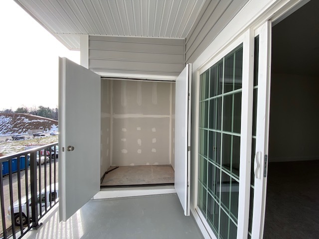 Balcony Storage - 224 Charles Ellis Dr