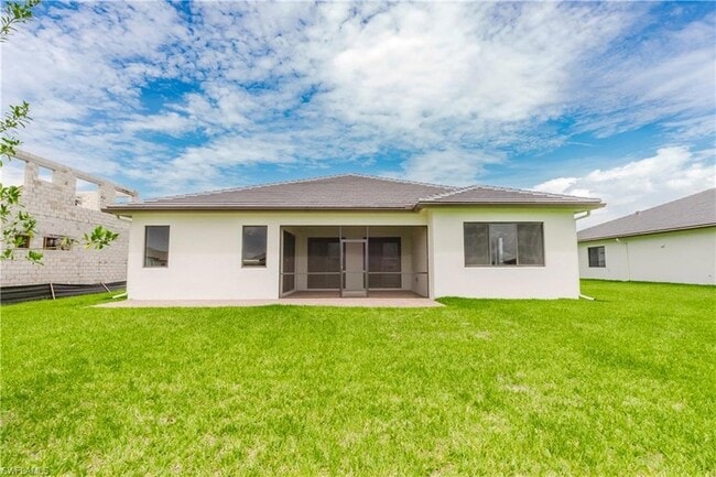 Building Photo - 5114 Panella Ave