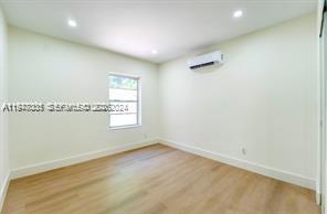 Building Photo - 1615 NE 9th St