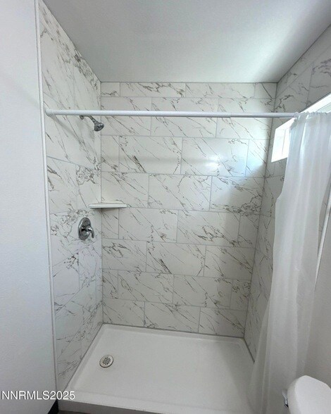 Building Photo - 5380 Twin Creeks Dr