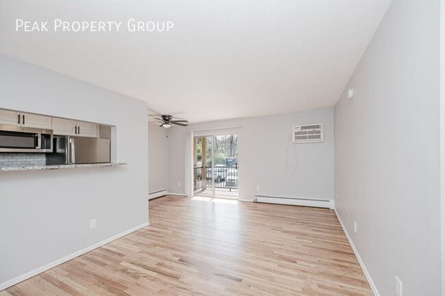 Building Photo - 6300 Montgomery Rd