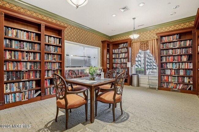 Building Photo - 49 Baltusrol Dr