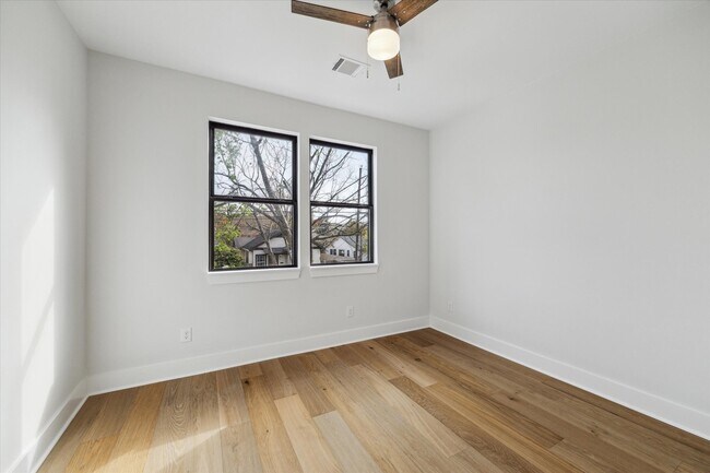 Building Photo - 2207 Stevens St