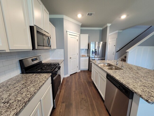 Building Photo - Brookstone Creek Beauty – 4 Bedrooms, 3 Bathrooms, and Smart Features Throughout