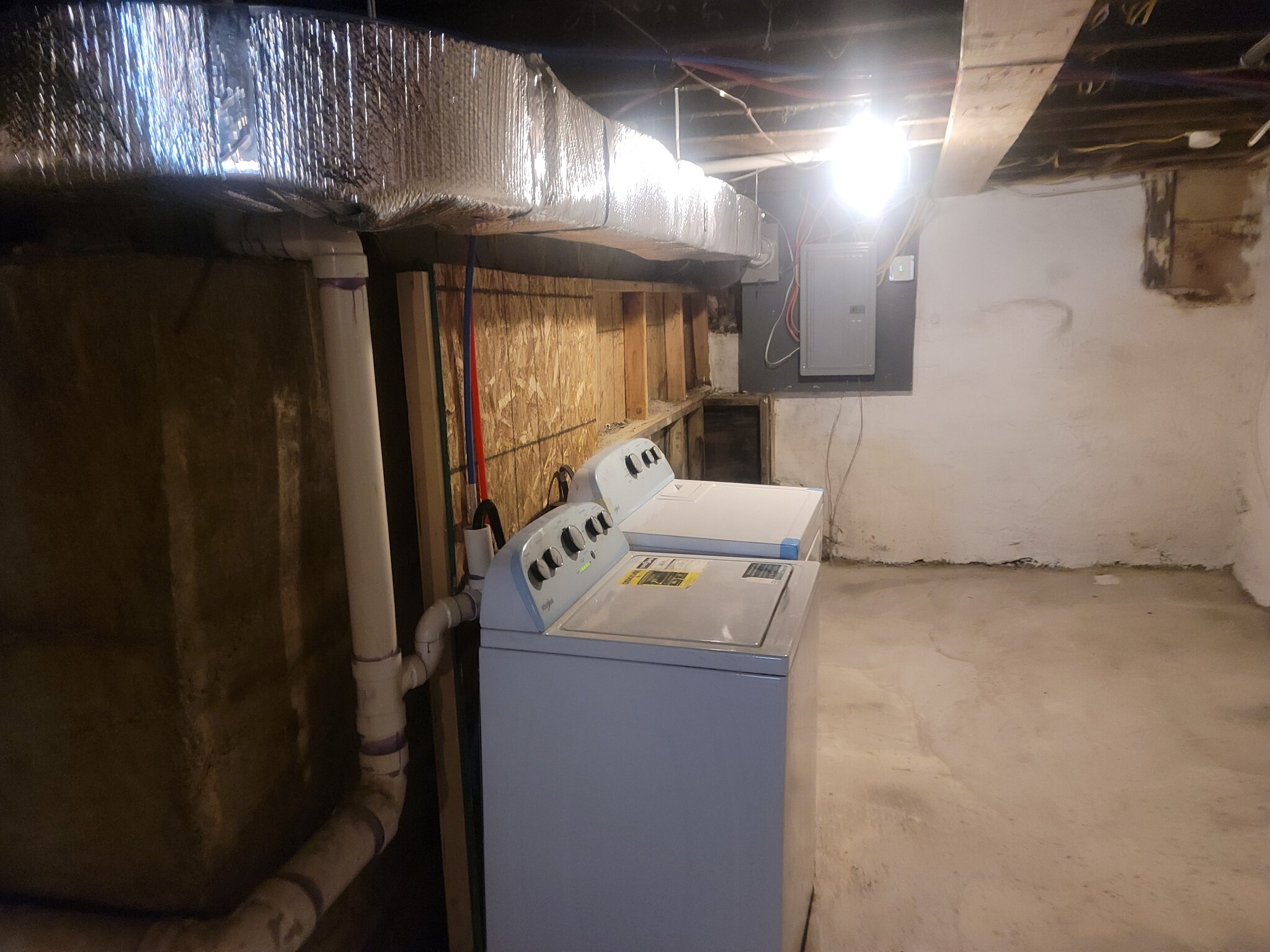 Basement with washer/dryer - 5223 Harlan St