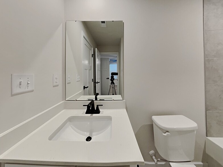 Building Photo - 1508 Aspire St