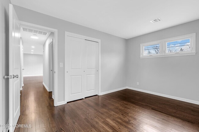 Building Photo - 1230 Dove St